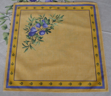 Yellow Fig & Olive Napkin $6.50 each